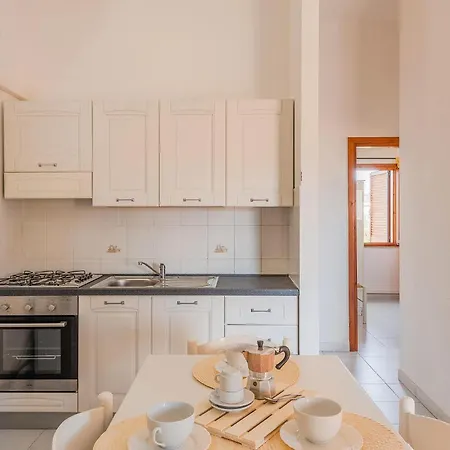 Trilo 6 Apartment *